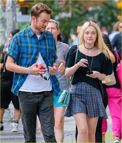 Dakota Fanning Talks Nude Scene in Very Good Girls